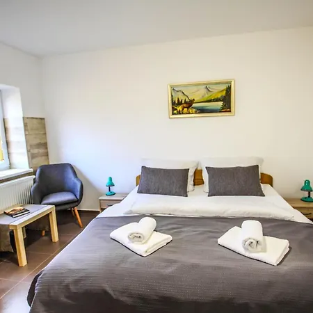 Emilia Apartman Nový Šaldorf