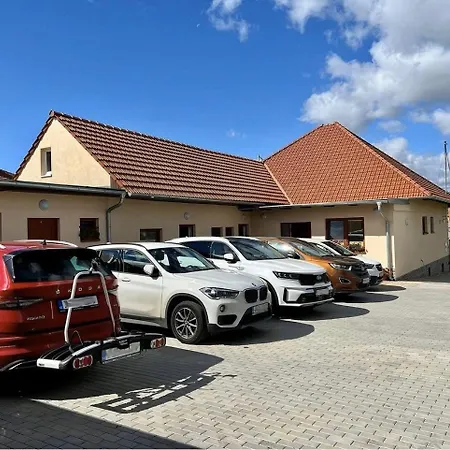Emilia Apartman *