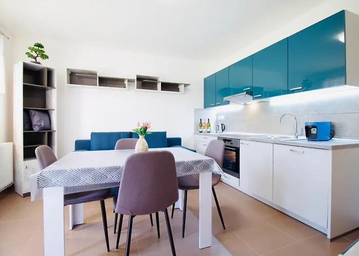 Emilia * Novy Saldorf